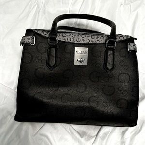 guess leather shoulder bag